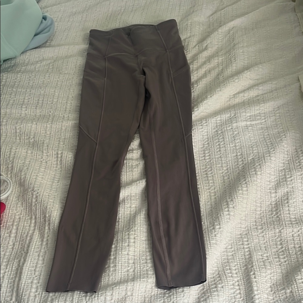 Light purple lululemon leggings